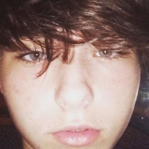 Meet your Posher, Elijah